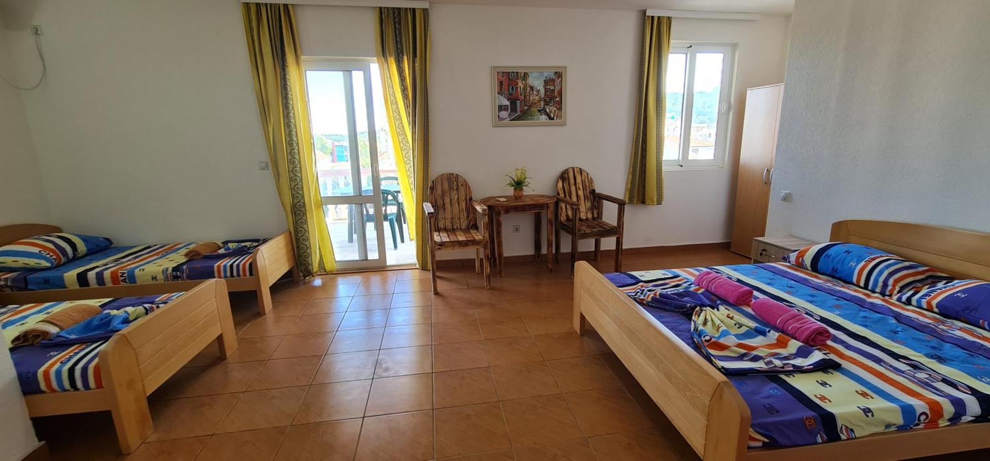 Kurt Apartaments Ulcinj Quarto foto